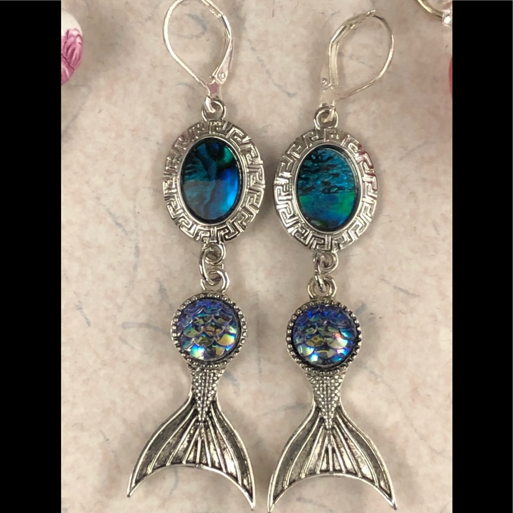 Find your inner mermaid - Mermaid Tail Earrings - Picture 2 of 8